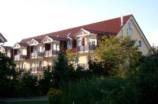 Wohnung mieten in Theresienstr. 15, 85399 Hallbergmoos, Schöne 2,5 Zimmer-Wohnung mit Einbauküche, überdachter Südbalkon, großer Kellerraum
