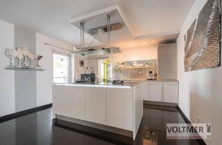 Einfamilienhaus kaufen in 66386 St. Ingbert, EXKLUSIV - modernes Einfamilienhaus mit Doppelgaragen und Garten, zentral in Rohrbach!