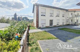 Wohnung mieten in Berliner Straße 36, 15378 Hennickendorf, Freundliche Wohnanlage für Senioren: 1-Zimmer-Wohnung mit Bad und Küchenzeile - barrierefrei!