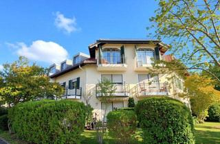 Wohnung kaufen in 01445 Radebeul, Helle DG-Wohnung mit Balkon & Weinbergblick in ruhiger Lage - hochwertig renoviert