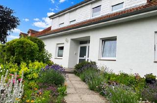 Wohnung kaufen in Fritz-Reuter-Straße 2 b, 18225 Kühlungsborn, Erdgeschosswohnung mit Westterrasse und Gartenanteil – nur 950 m vom Meer entfernt...