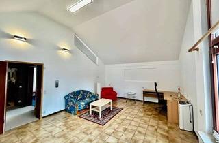 Wohnung mieten in 89198 Westerstetten, Teilmöblierte 1.5-Zi.-DG-Wohnung in Westerstetten
