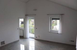 Wohnung mieten in 75392 Deckenpfronn, Helle 2-Zimmer-Dachgeschosswohnung in Deckenpfronn