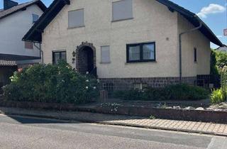 Einfamilienhaus kaufen in 64850 Schaafheim, Einfamilienhaus im Dornröschenschlaf in Schaafheim-Mosbach