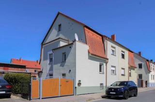 Doppelhaushälfte kaufen in 06888 Lutherstadt Wittenberg, Charmante Doppelhaushälfte mit vielseitigem Nutzungspotenzial