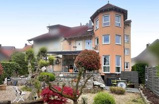 Einfamilienhaus kaufen in 76698 Ubstadt-Weiher, Ubstadt Hochwertiges Einfamilienhaus, ELW, Innenhof, 3 Garagen in ruhiger Südwestlage PROVISIONSFREI