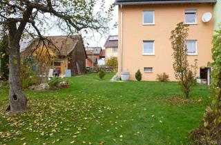 Haus mieten in 92431 Neunburg, Wohnen mit Charakter: Doppelhaushälfte in Neunburg vorm Wald