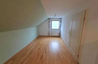 Wohnung kaufen in 86495 Eurasburg, Wohnen mit Weitblick – Charmante Maisonette-Wohnung in idyllischer Lage