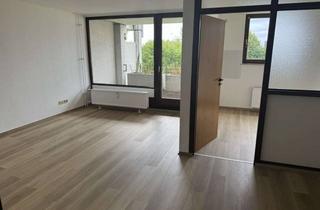 Sozialwohnungen mieten in Mittelpilghauser Weg 12b, 42657 Solingen, NUR MIT WBS FÜR 2 PERSONEN - gemütliche Wohnung mit Balkon