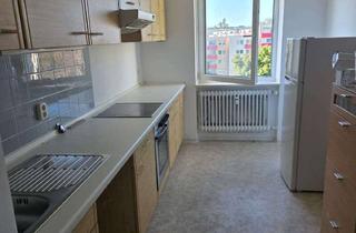 Wohnung mieten in Eglseer Weg, 84032 Altdorf, 2 -Zimmer-Wohnung mit Südbalkon, Einbauküche und Tiefgarage !!!