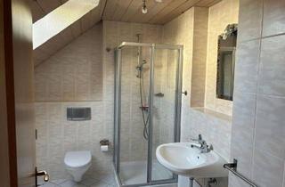 Wohnung mieten in Kantstraße 18, 91074 Herzogenaurach, helle freundliche teilmöblierte Dachgeschosswohnung