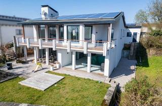 Haus kaufen in 66802 Überherrn, Exklusive Architekturmit spektakulärem Panoramablick und Pool