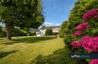Einfamilienhaus kaufen in 50226 Frechen, Einfamilienhaus (DHH) mit viel Potenzial und Traumgarten in familienfreundlicher Lage von Königsdorf