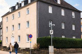 Wohnung kaufen in 42551 Velbert, Kapitalanlage mit Zukunft: Attraktive Dachgeschosswohnung in gepflegter Wohnanlage mit Gartennutzung