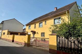 Haus kaufen in 55218 Ingelheim, Ingelheim am Rhein - Charmantes Haus mit großem Grundstück, Scheune, zwei Garagen