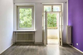 Wohnung kaufen in 13583 Spandau, Bezugsfrei! Tolle 2-Zimmer Wohnung Mit Balkon zum Garten in Süd-West Ausrichtung!