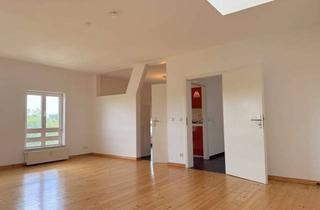 Wohnung kaufen in Breite Straße 16a, 13187 Pankow, Im Dachgeschoss einer Altbauperle im Herzen von Pankow!