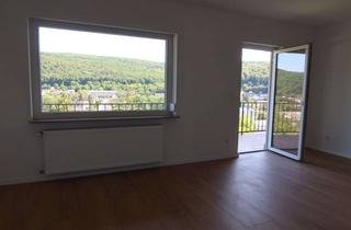 Wohnung mieten in Niederberg 38, 55606 Kirn, Erstbezug nach Kernsanierung – Helle 3-Zimmer-Wohnung mit großzügigen Balkon und Blick über Kirn