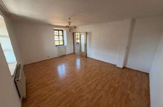 Wohnung mieten in Straubinger Str. 15, 84066 Mallersdorf-Pfaffenberg, Schöne 3-Zimmer Wohnung im Altbau