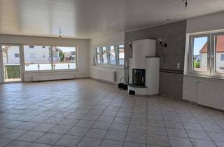 Wohnung mieten in 35641 Schöffengrund, Frisch renovierte 3-ZKB Wohnung 125 qm mit Kaminofen und Balkon