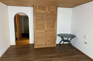 Wohnung mieten in Höhenstraße 2-4, 57612 Helmeroth, Wohnen mit Charakter: Einzimmerwohnung in Helmeroth