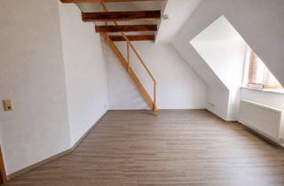 Wohnung mieten in Schlüterstraße 11, 99089 Andreasvorstadt, helle 1-Zimmer-Dachgeschoss Wohnung mit Galerie