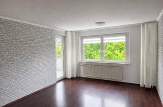Wohnung kaufen in Johanna-Tesch-Straße, 65824 Schwalbach, Provisionsfreie 4-Zimmer-Wohnung mit Südwestbalkon, Aufzug und Stellplatz – sofort frei