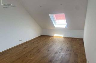 Wohnung kaufen in Hofmattenweg 21, 79238 Ehrenkirchen, **Charmante Dachgeschosswohnung in ruhiger Lage**