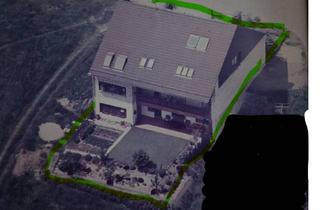 Mehrfamilienhaus kaufen in Schlesierweg 29, 53804 Much, Vielseitig nutzbares Mehrfamilienhaus: Raum für Ihre Pläne in Much 230.000 € - 3 Whg. 325m² Wohnfl.