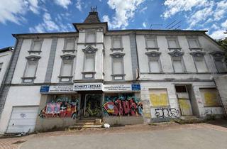 Anlageobjekt in 58730 Fröndenberg, Sanierungsobjekt für Investoren – Wohn- und Geschäftshaus mit ca. 720 m² Wohnfläche