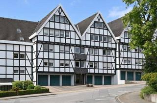 Wohnung kaufen in 42489 Wülfrath, Wohntraum im Zentrum: Großzügige 3-5 Zimmer mit Balkon und Garage