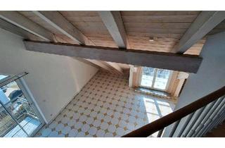 Wohnung kaufen in 81249 München, München - Sonnige, ruhige 2-Zimmer-DG-Wohnung mit Galerie in Lochhausen