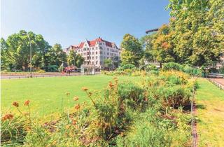 Wohnung kaufen in Savignyplatz, 10623 Charlottenburg, Über den Dächern über Berlin im Herzen von Charlottenburg am Savignyplatz mit Sonnenterrasse