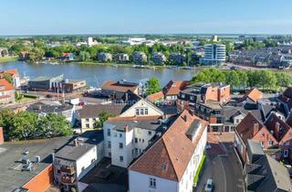 Wohnung kaufen in 26789 Leer, Direkte Innenstadtlage! Eigentumswohnung mit Balkon, Fahrstuhl und offenem Wohnbereich.