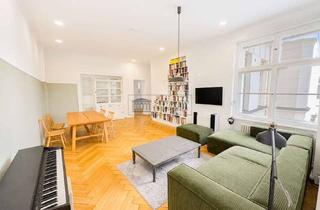 Wohnung kaufen in 12167 Steglitz, Altbau in Perfektion – Sechs Zimmer voller Licht, Stil und Wohnqualität