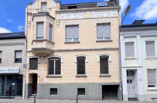 Wohnung kaufen in 41812 Erkelenz, Stilvolle Altbauwohnung mit eigener Terrasse – frisch saniert in zentraler Lage von Erkelenz