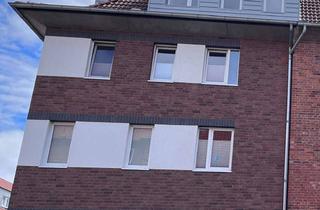 Wohnung mieten in Arndtstr., 23566 St. Gertrud, Marli, 1 Zimmer Dachgeschosswohnung mit Vollbad, Laminat u. EBK