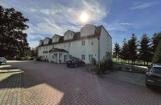 Wohnung mieten in Merseburger Straße 16, 06686 Lützen, Seniorengerechtes Studio Apartment / 1-Zimmer Wohnung - sofort verfügbar