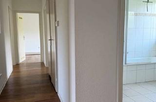 Wohnung mieten in Herforder Str. 15, 32130 Enger, Geräumige 4-Zimmer-Wohnung in zentraler Lage von Enger!