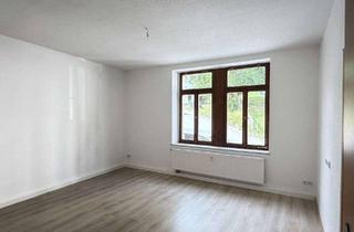 Wohnung mieten in 09456 Annaberg-Buchholz, IM ERDGESCHOSS MIT TAGESLICHTBAD!