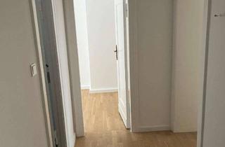 Wohnung mieten in Davoser Straße, 14199 Schmargendorf, 2,5-Zimmer-Wohnung, EBK, Duschbad u. Balkon in Berlin-Schmargendorf
