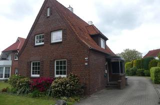 Haus kaufen in 21717 Fredenbeck, Drei Wohneinheiten auf einem Grundstück! Zwei sind vermietet!