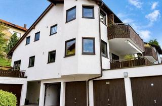 Wohnung kaufen in 72644 Oberboihingen, Lichtdurchflutete Dachgeschosswohnung mit Sonnenbalkon, Garage & Wohlfühlambiente