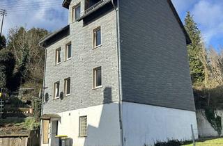 Mehrfamilienhaus kaufen in Karlstraße, 57518 Betzdorf, Großzügiges Mehrfamilienhaus mit 4 Einheiten, großer Terrasse & Garten – zentral in Betzdorf