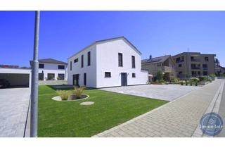 Haus kaufen in 72584 Hülben, Einziehen statt bauen – Exklusiver Neubau | 204 m² | KfW 40+ | Smart Home | PV