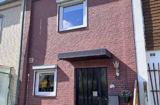 Reihenhaus kaufen in 23570 Travemünde, Modernisiertes, vermietetes Reihenhaus mit Garten und Vollkeller