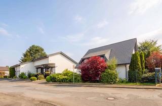 Mehrfamilienhaus kaufen in 32584 Löhne, Vermietungsfreies Mehrfamilienhaus mit Entwicklungspotenzial auf großem Grundstück