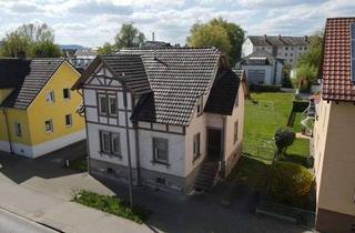 Haus kaufen in 78315 Radolfzell, Radolfzell: renovierungsbedürftiges 1-2-Familienhaus mit zusätzlichem Baugrundstück - sofort frei