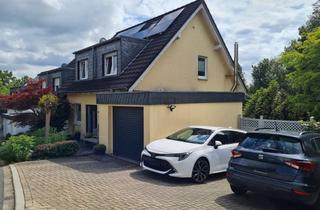 Doppelhaushälfte kaufen in 42555 Velbert, Ihr neues Zuhause mit viel Freiraum-moderne Doppelhaushälfte auf traumhaftem Grundstück