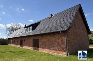 Haus kaufen in 19386 Lübz, Ländliche Freiheit trifft Wohnkomfort – Modernisiertes Anwesen mit Scheune und zwei Garagen